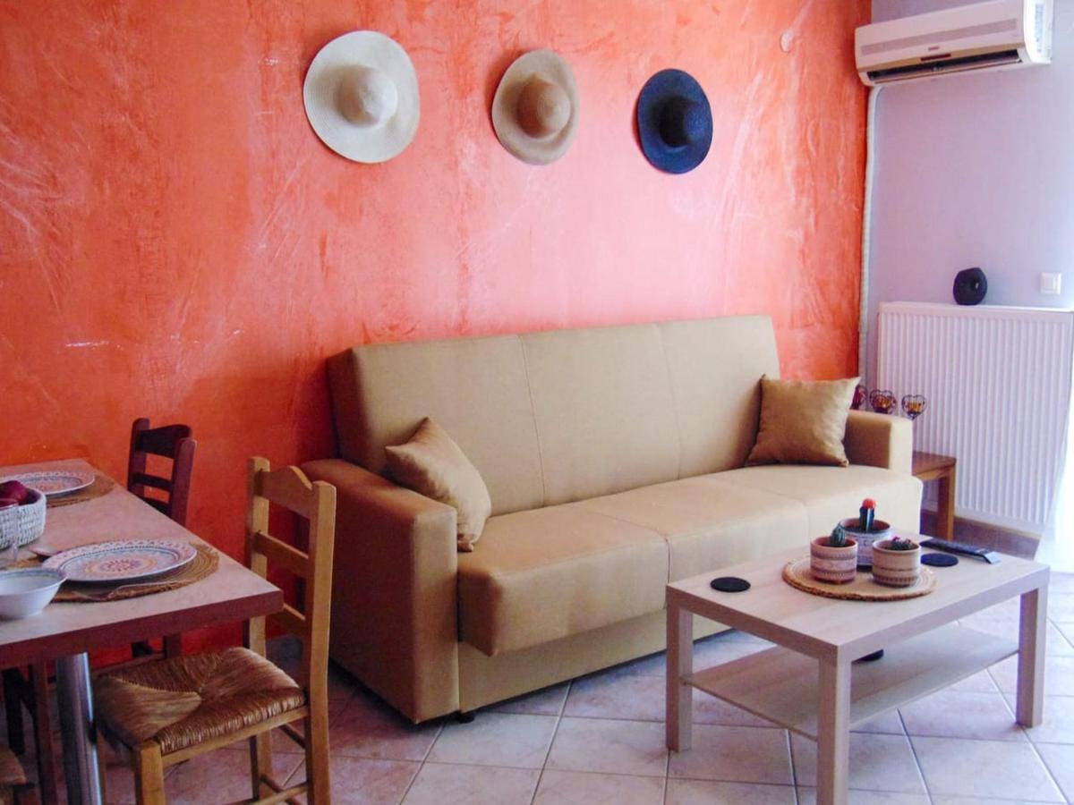 The Orange Cactus Apartment Sparta Bagian luar foto